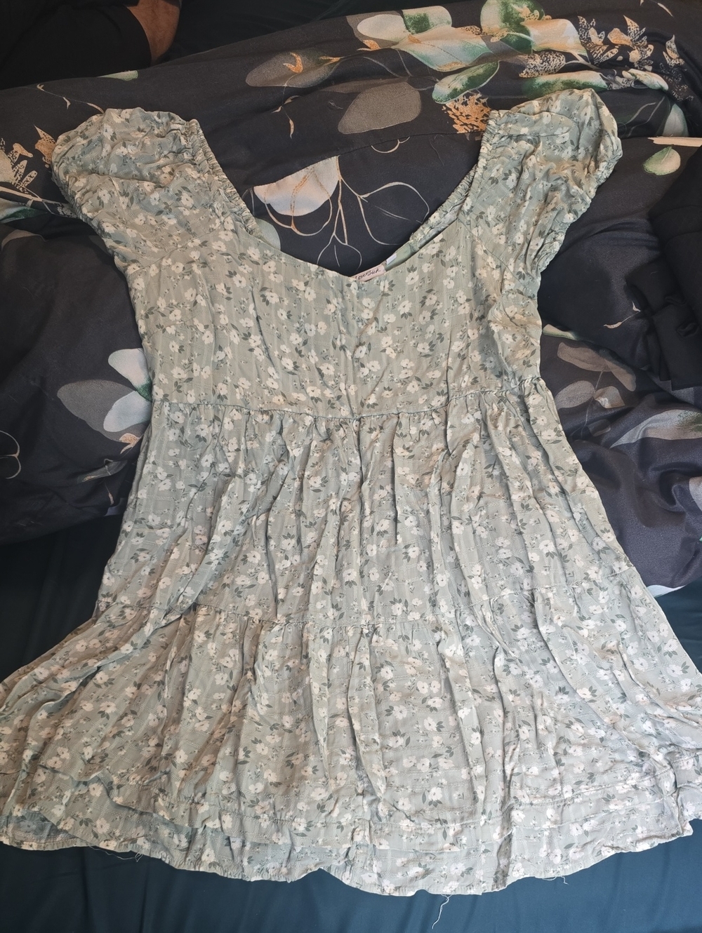 Pale Sage Floral Mini Dress with Puff Sleeves